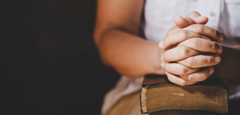 Ինչպես է հավատը մեզ կոչ անում հաղթահարել մեր ցավը